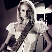 Jewel - List pictures