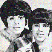 The Shangri-las - List pictures
