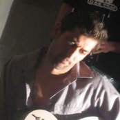 Danny Vera - List pictures