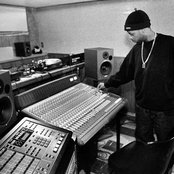 Jay Dee - List pictures