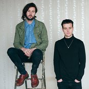 Champs - List pictures