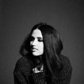 Rozzi Crane - List pictures