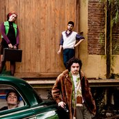 Orquesta De Perros - List pictures