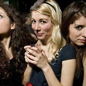 Magneta Lane - List pictures