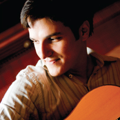 Chico Pinheiro - List pictures