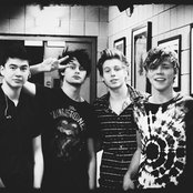 5 Seconds Of Summer - List pictures