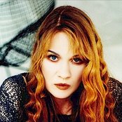 Juliane Werding - List pictures