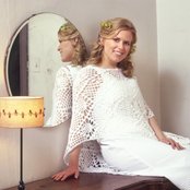 Nicol Sponberg - List pictures