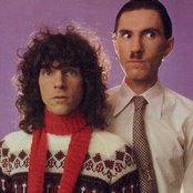 Sparks - List pictures