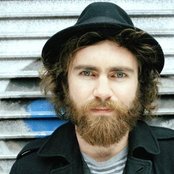 Liam Finn - List pictures