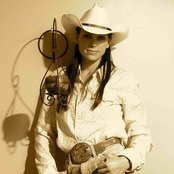 Joey Martin - List pictures