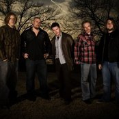 Saving Abel - List pictures