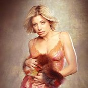 Taylor Dayne - List pictures