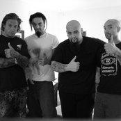 American Head Charge - List pictures