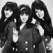 The Ronettes - List pictures
