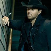 Chris Young - List pictures