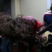 The Young Sinclairs - List pictures