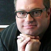 Vanity Project - List pictures