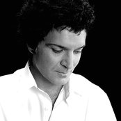 Gino Vannelli - List pictures