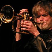 Tom Harrell - List pictures