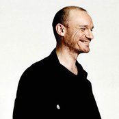 Gaetan Roussel - List pictures