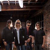 Decemberadio - List pictures