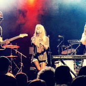 Youngblood Hawke - List pictures