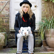Ladyhawke - List pictures