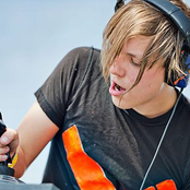 Robert Delong - List pictures