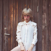 Petite Meller - List pictures