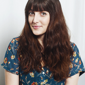 Clarice Falcão - List pictures