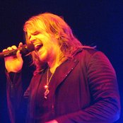 Caleb Johnson - List pictures