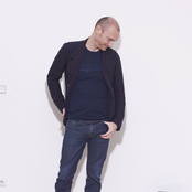 Gaetan Roussel - List pictures