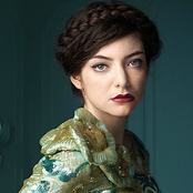 Lorde - List pictures