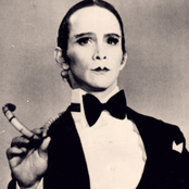 Joel Grey - List pictures