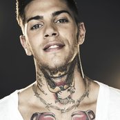 Emis Killa - List pictures
