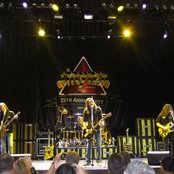Stryper - List pictures