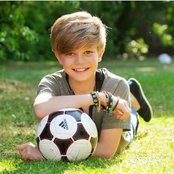 Ronan Parke - List pictures