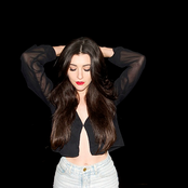 Alex Winston - List pictures