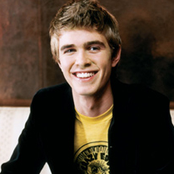 Kyle Riabko - List pictures