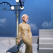 Dinah Shore - List pictures