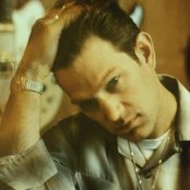 Chris Isaak - List pictures