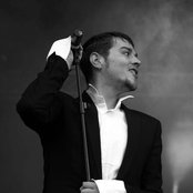 Matt Willis - List pictures