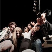 Amoral - List pictures