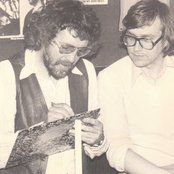 Wizz Jones - List pictures