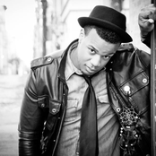 Jay Saint - List pictures