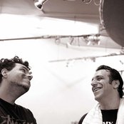 Mocky - List pictures