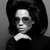 Kelis - List pictures
