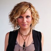 Jennifer Nettles - List pictures