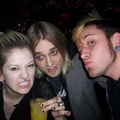 Porcelain And The Tramps - List pictures